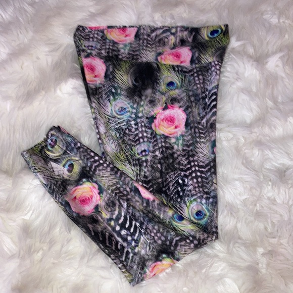 LINEAGE Peacock 🦚 Feather 🪶 Pink Rose 🩷🌹 Leggings - Picture 14 of 15
